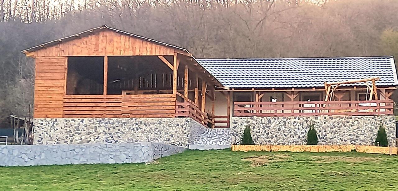 Casa Claudiu Villa Ieşelniţa Eksteriør bilde